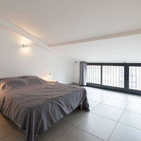 303 - Appartement Duplex Moderne - Jeanne D'Arc, Toulouse Luaran gambar