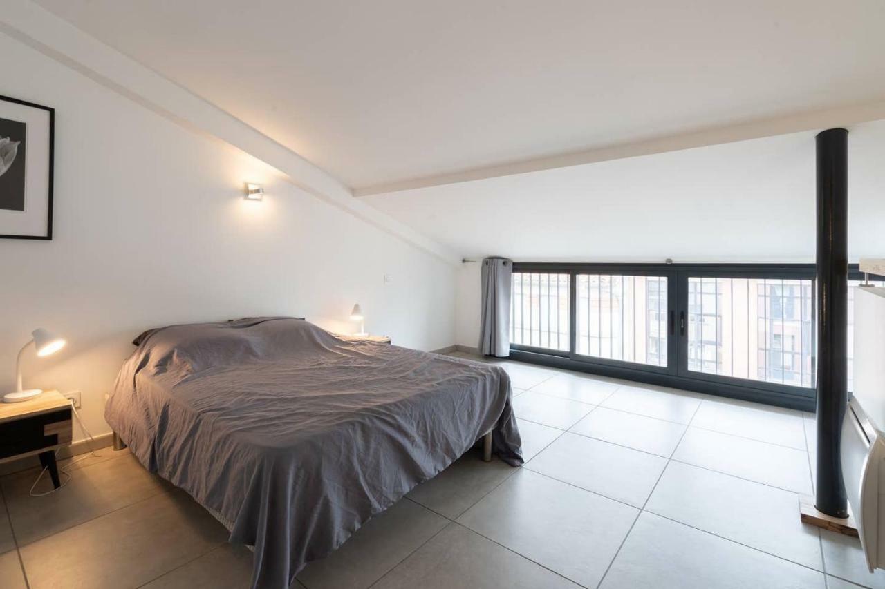 303 - Appartement Duplex Moderne - Jeanne D'Arc, Toulouse Luaran gambar