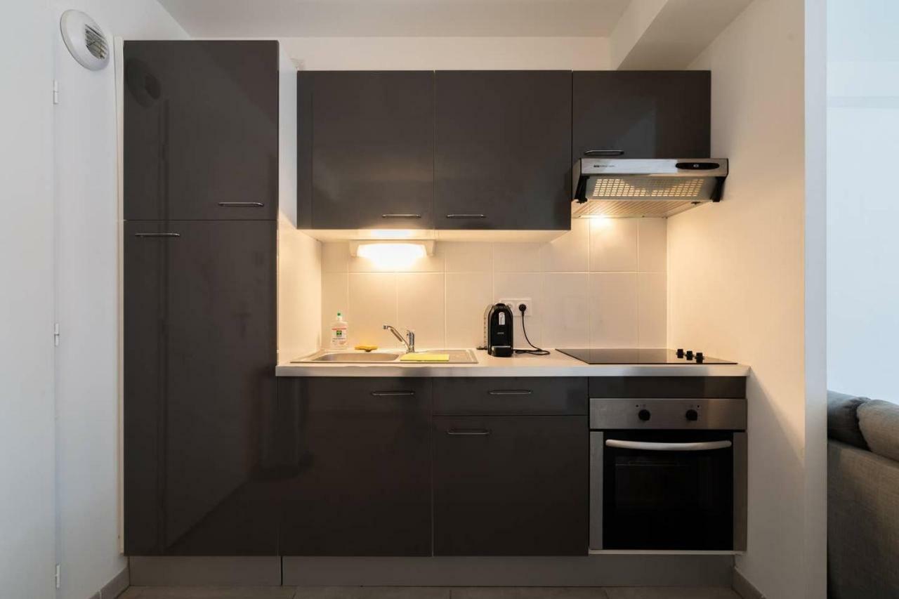 303 - Appartement Duplex Moderne - Jeanne D'Arc, Toulouse Luaran gambar
